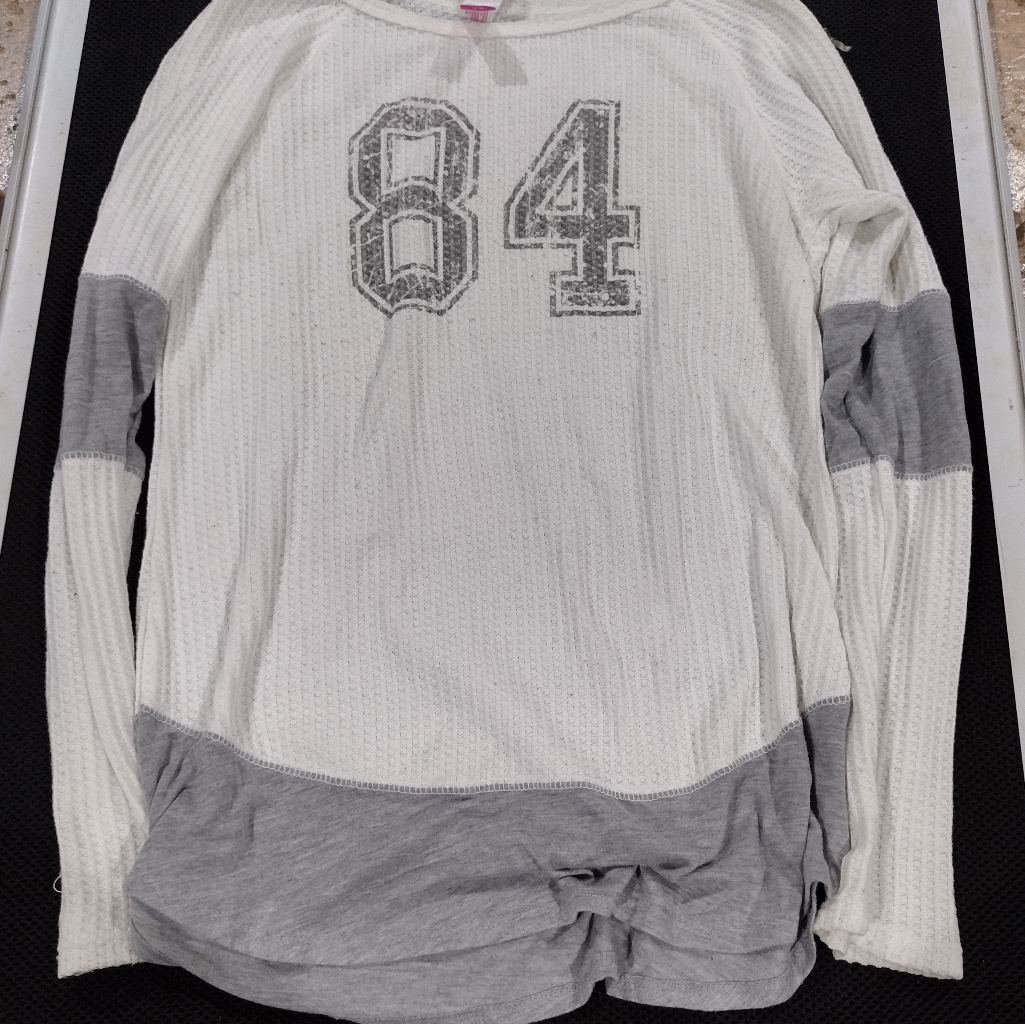 No Boundaries - Thermal Pullover Tee - M (7/9)